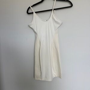 Maniere De Voir Cream Sleeveless Top